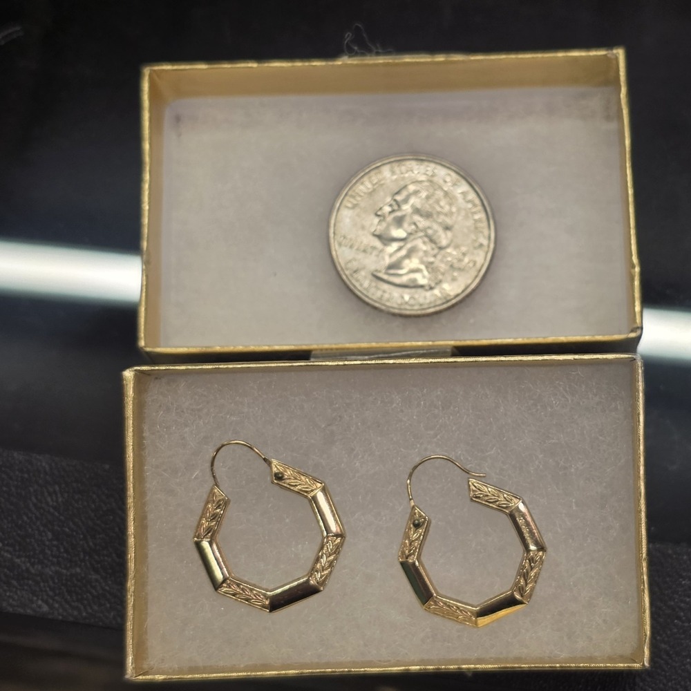 Solid 14k Gold Hoop Earrings Vintage Leaver Back Tested - Picture 5 of 15
